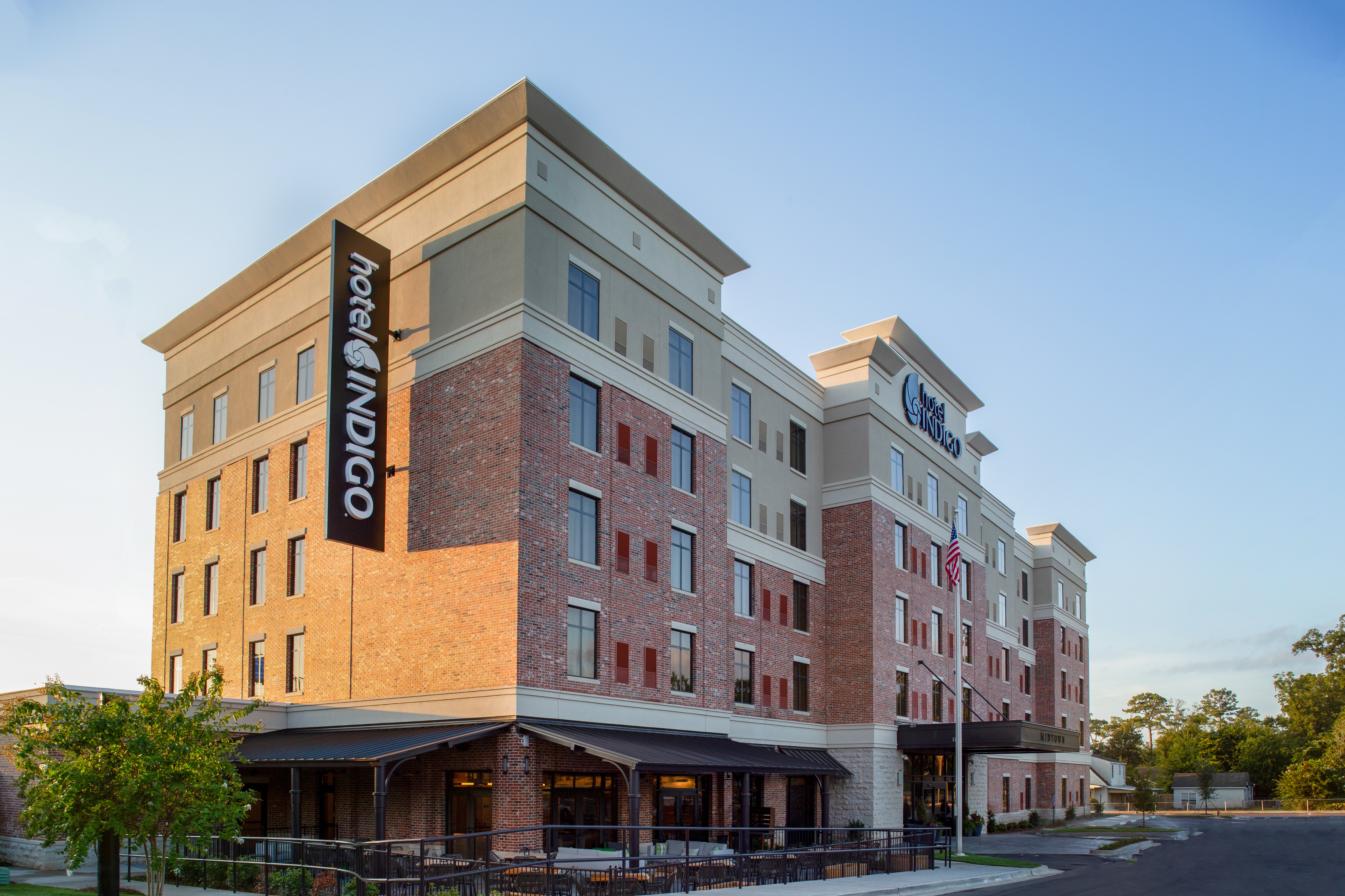 Hotel Indigo Hattiesburg 3/45