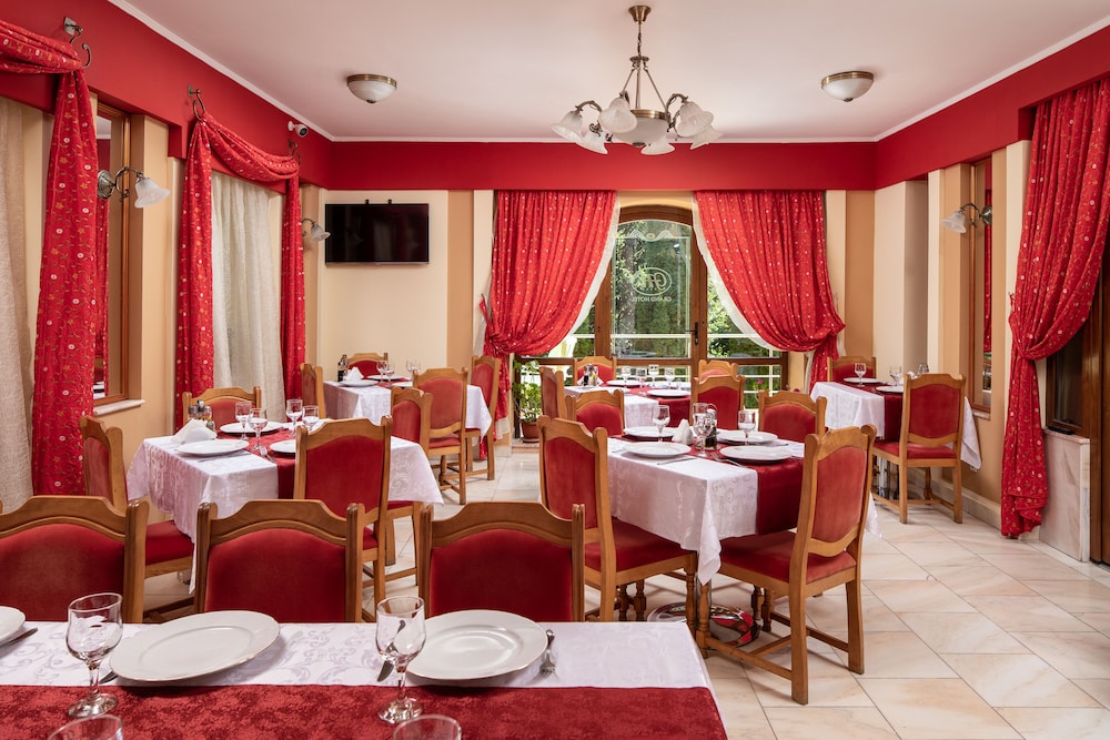 Grand Hotel 53/57