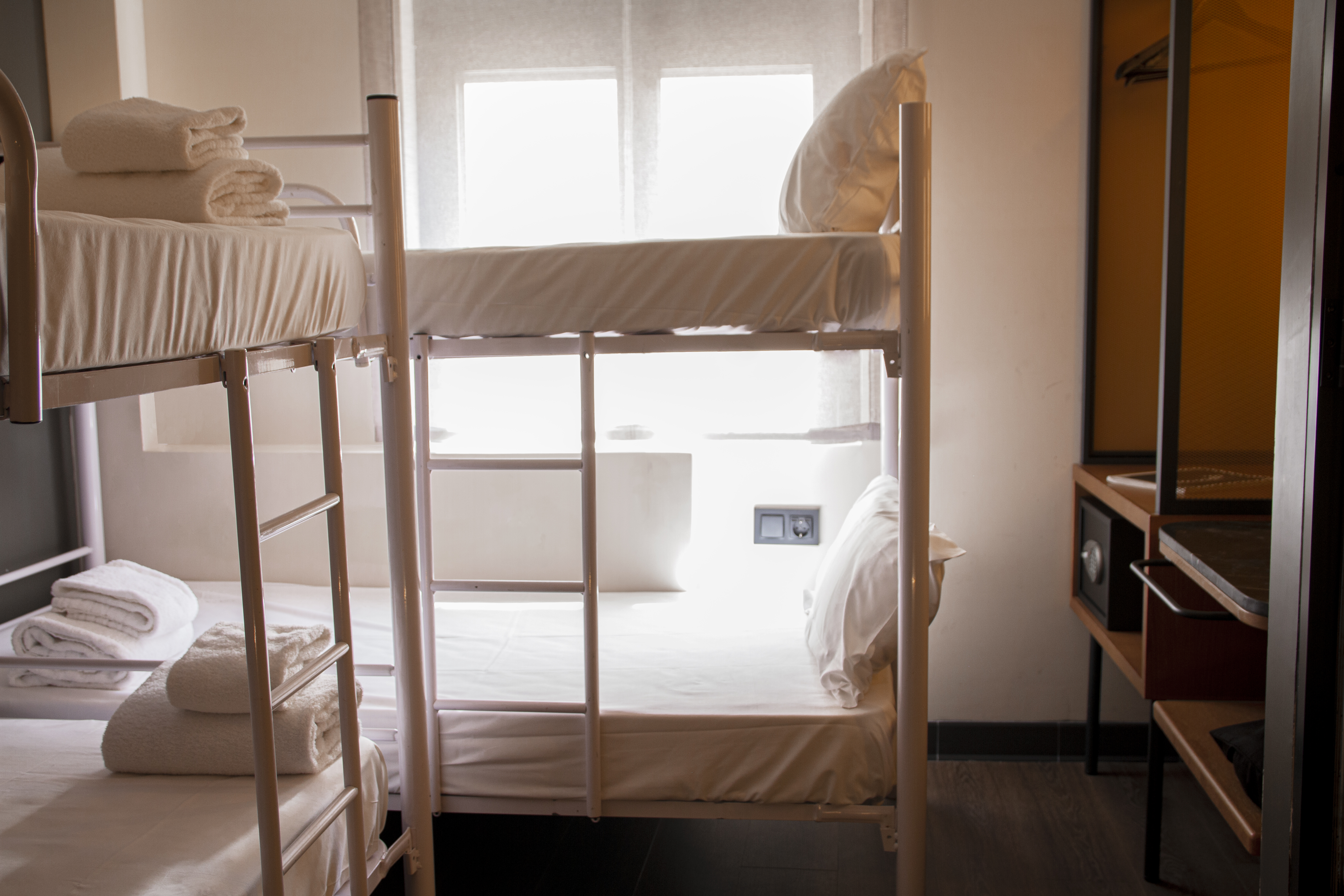 Standard, Multiple Beds