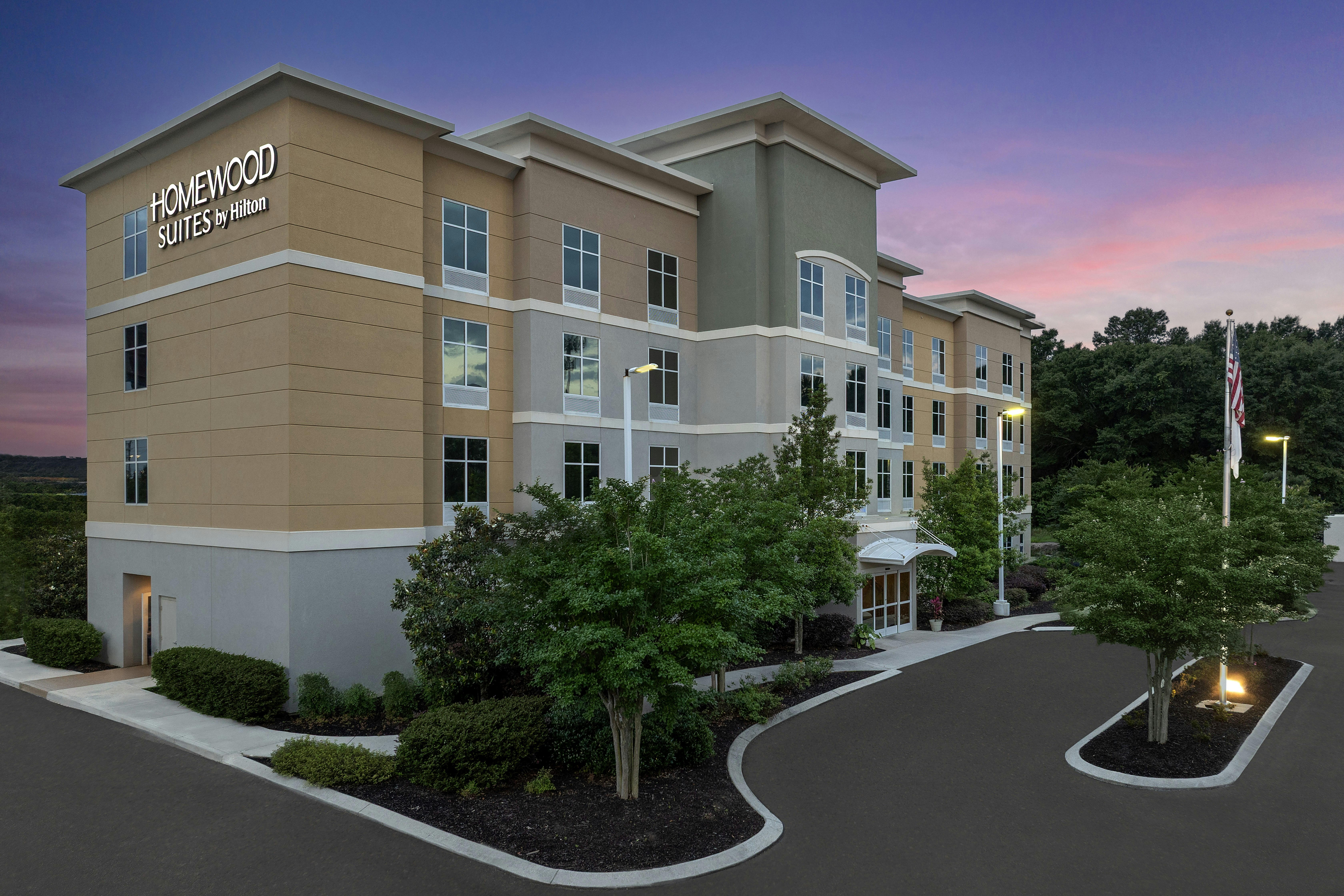 Homewood Suites By Hilton Mobile I 65 Airport Blvd 4/23