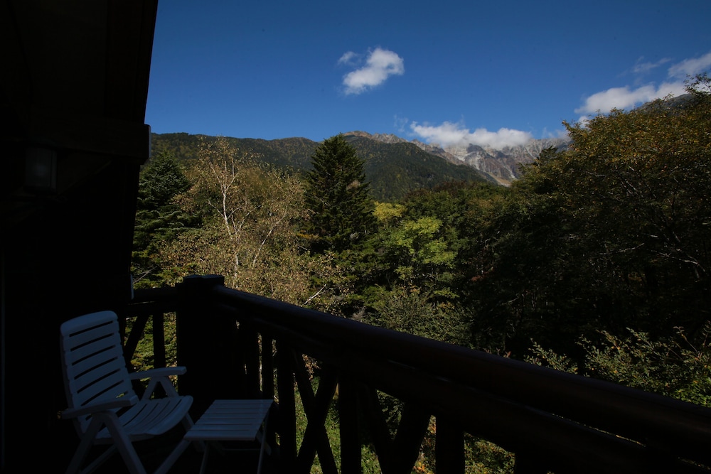 KAMIKOCHI IMPERIAL HOTEL 63/69