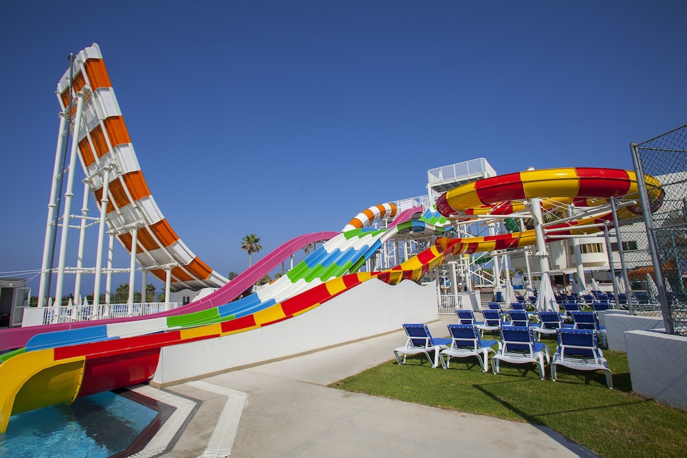 Leonardo Laura Beach and Splash Resort 43/51