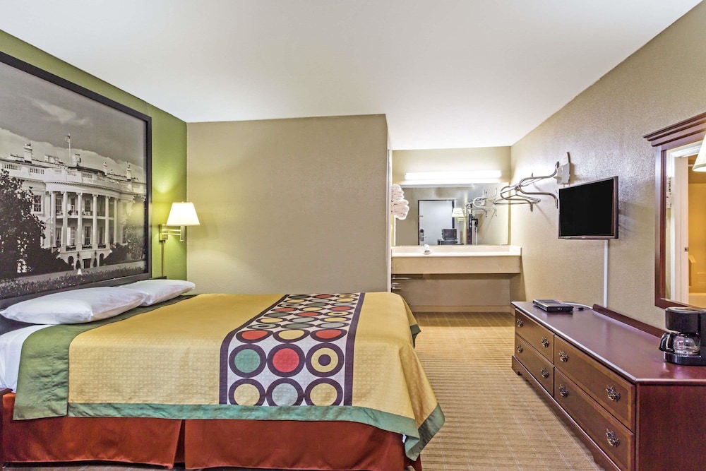 Super 8 By Wyndham Jessup/Baltimore Area 17/24