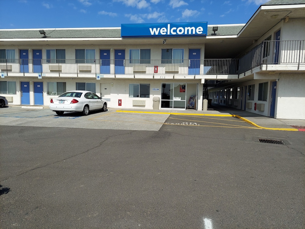 Motel6 Pendleton, OR 43/52