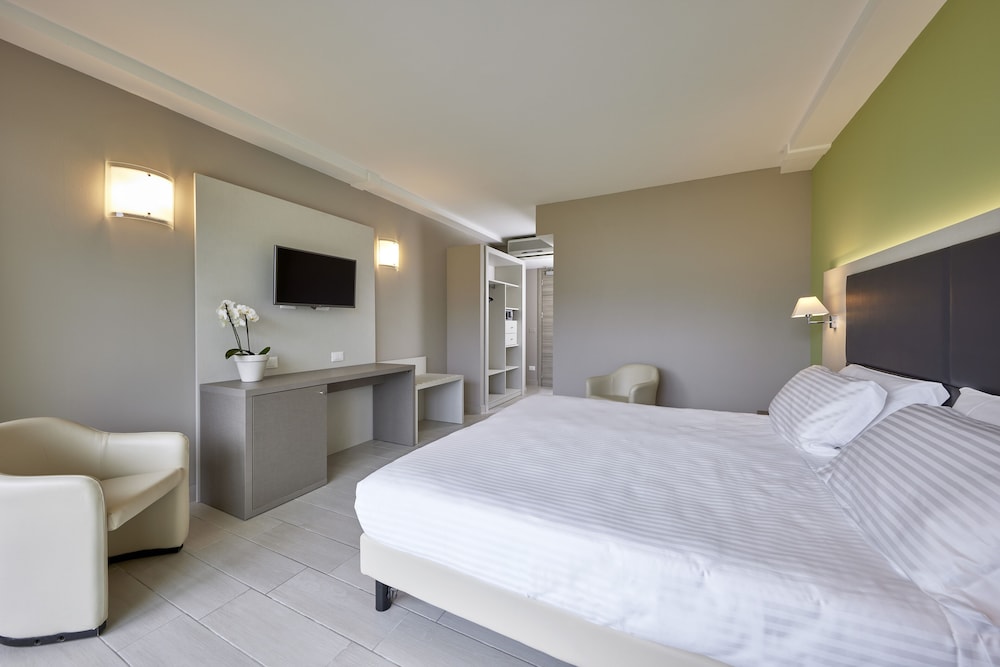 Park Hotel Casimiro Village 15/71