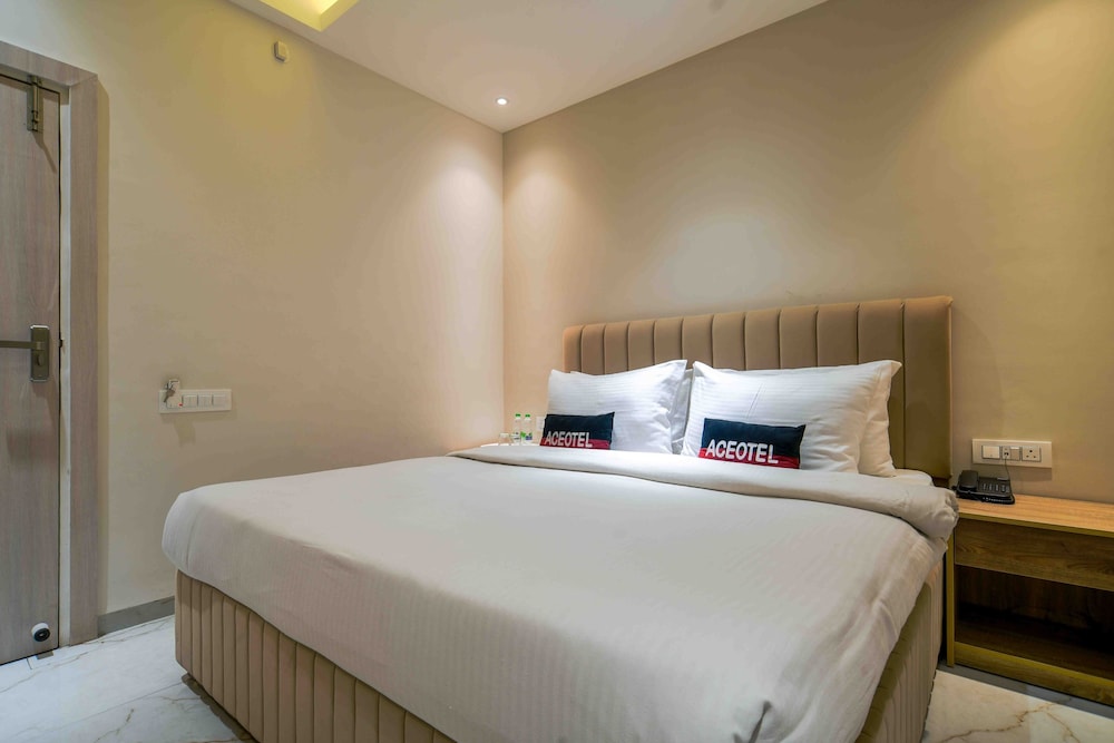 Aceotel Xpress Mint 13/23