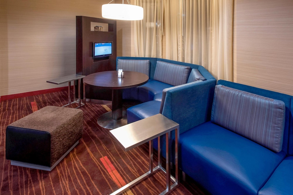 Courtyard By Marriott Lakeland 28/50