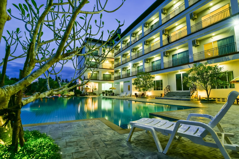 Southgate Residence Hotel 26/30