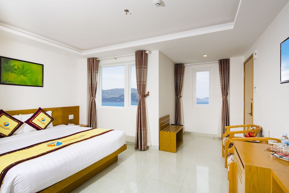 Majestic Star Hotel 15/66