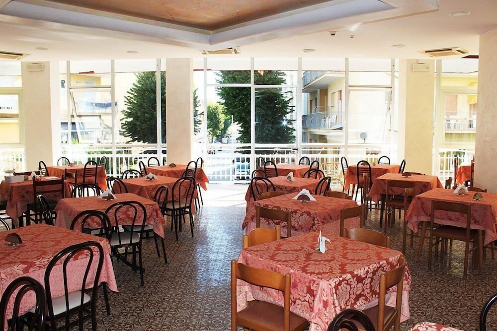 Hotel Fellini Rimini 11/19