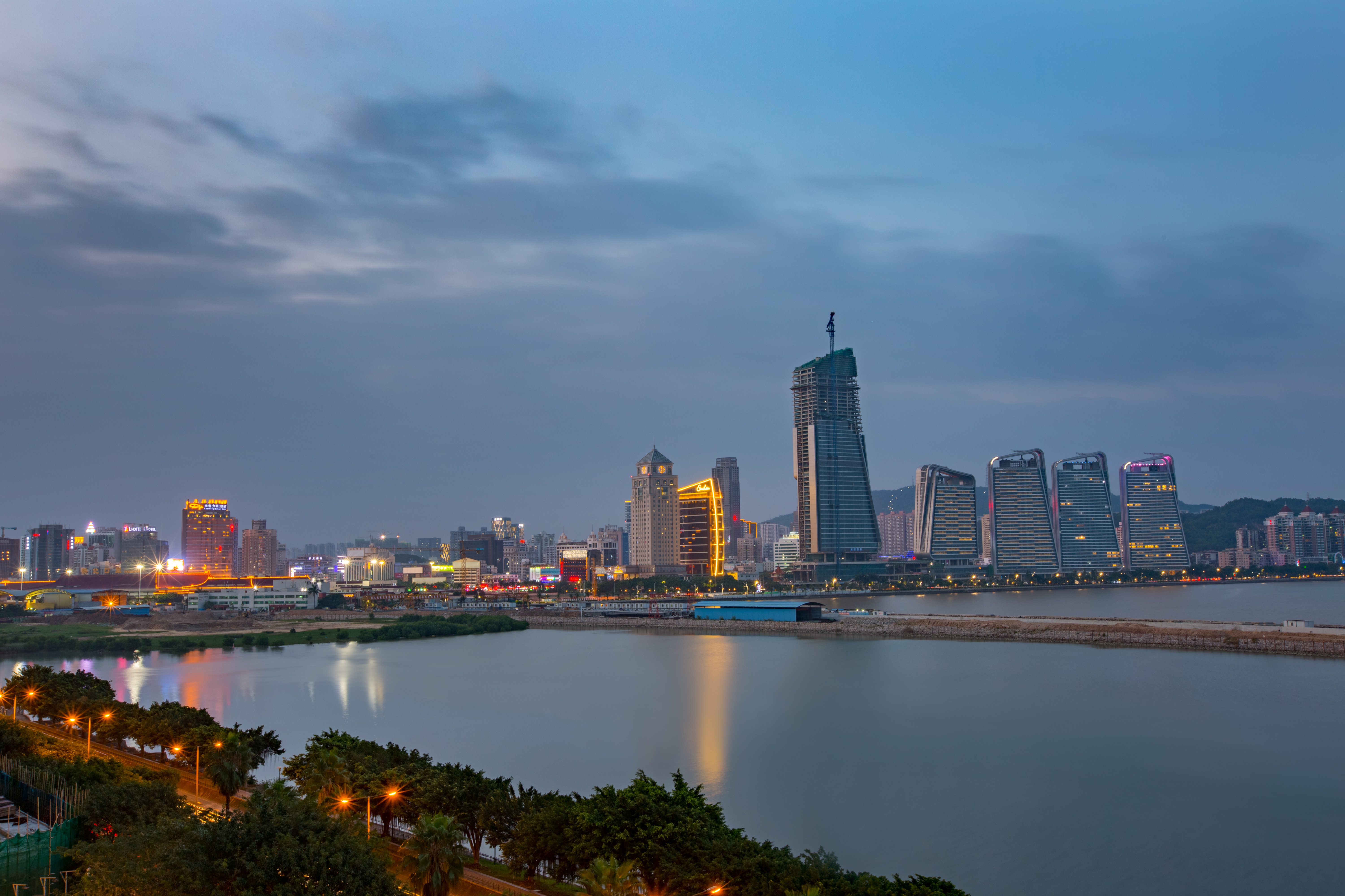 Crowne Plaza Macau 75/77