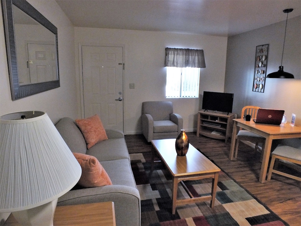 Affordable Corporate Suites 33/73
