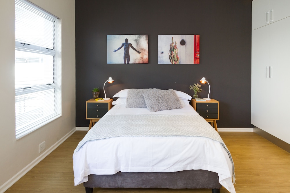 2 BEDROOMS, APARTMENT