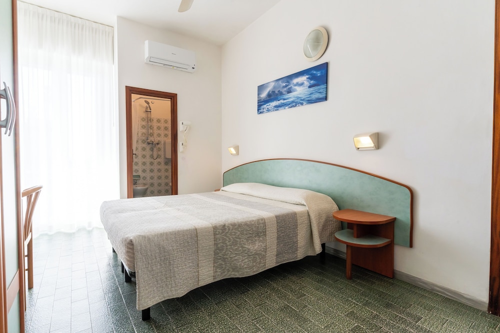 غرفة قياسية بسرير مزدوج أو سريرين منفصلين، Hotel Mara 2/10