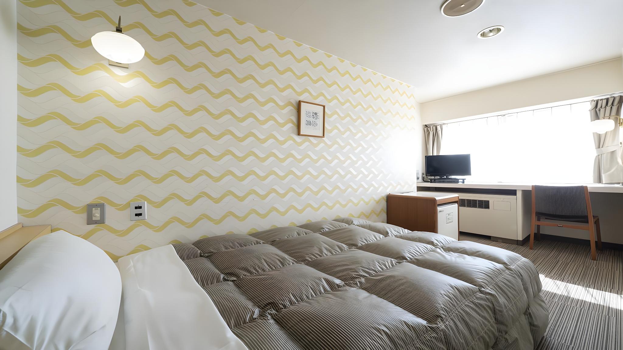 Room, Single, Double Bed, Smoking