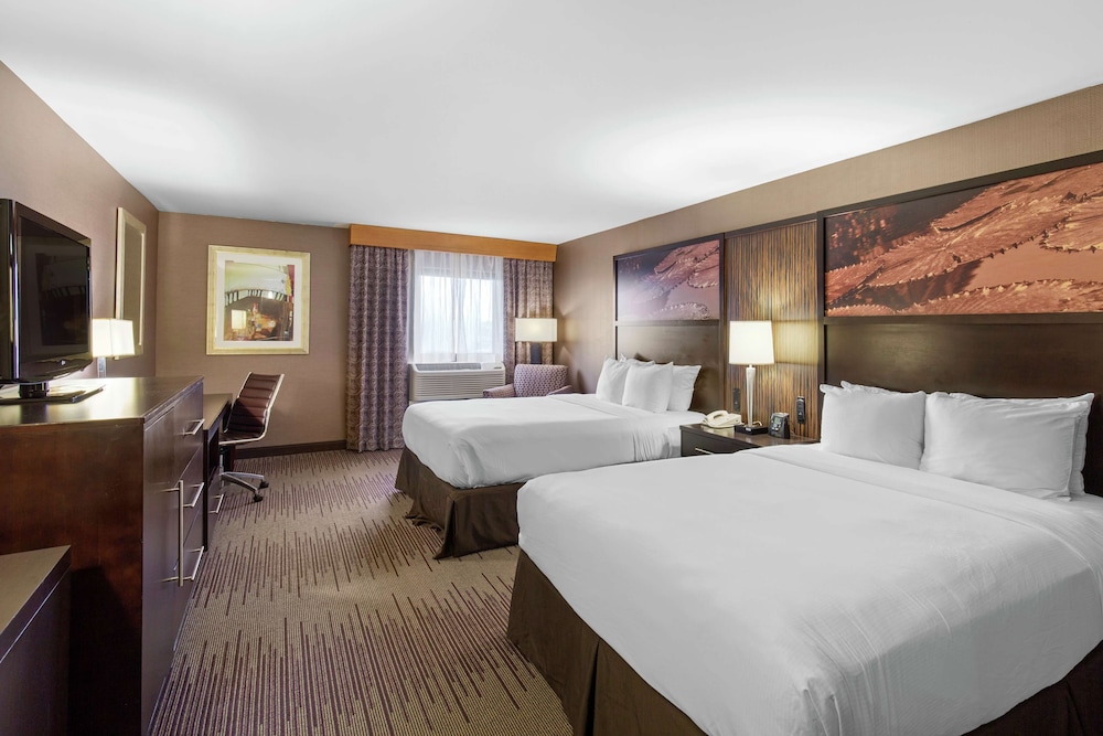 Doubletree Hotel Downtown Wilmington Legal 15/60