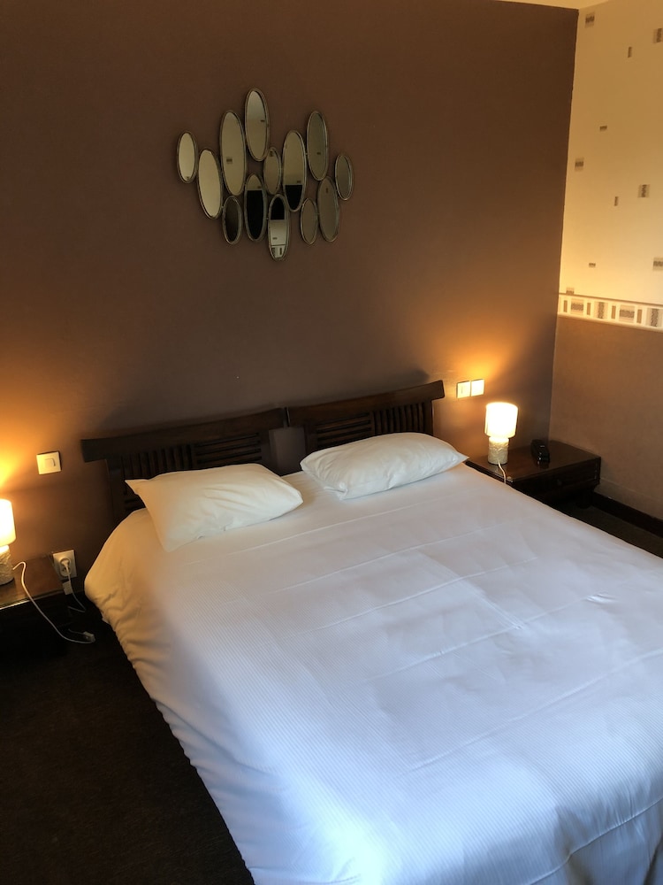Hotel the Originals Le Treport Sud La Cour Carree 27/61