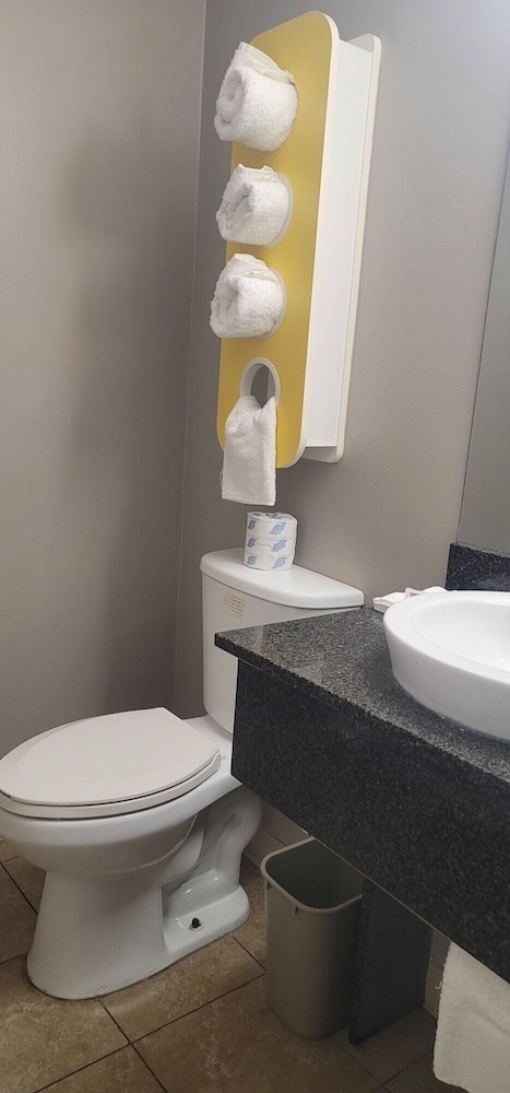 Studio 6 Extended Stay - Atlanta, GA - Chamblee 41/43
