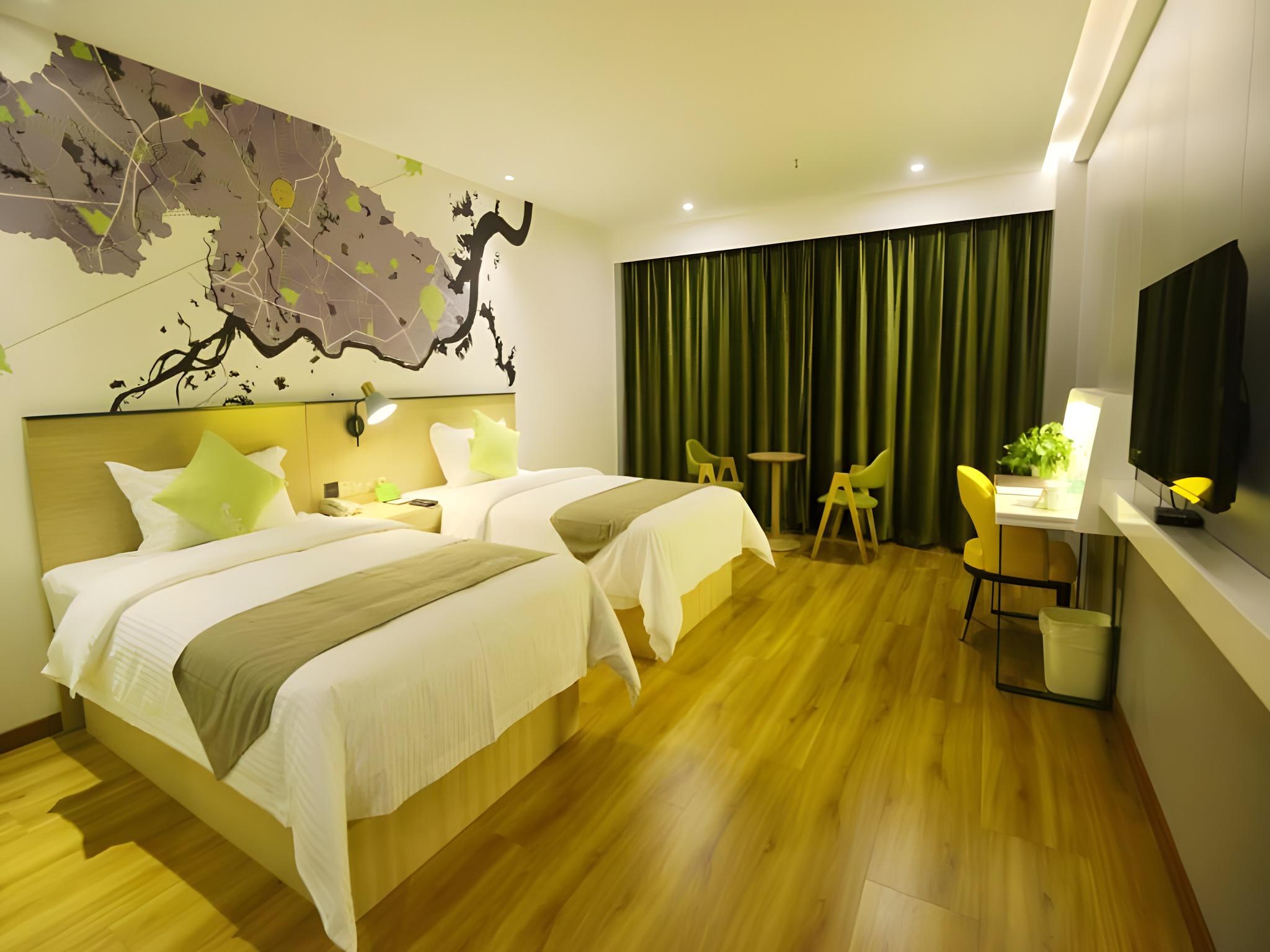 Yiran, Superior, Twin Beds