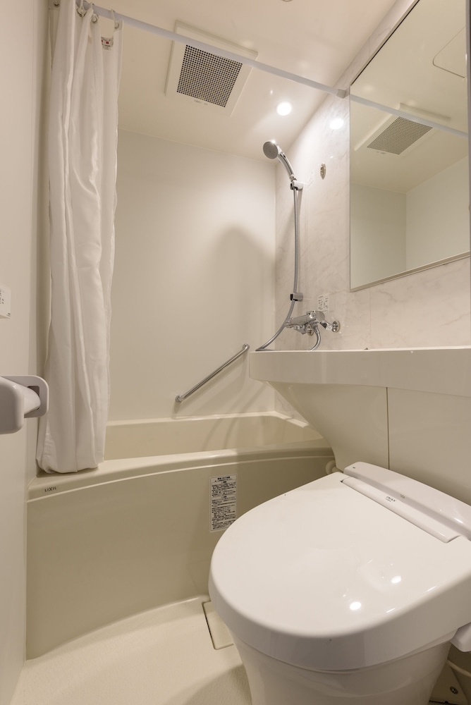 Shimbashi Urban Hotel 16/17