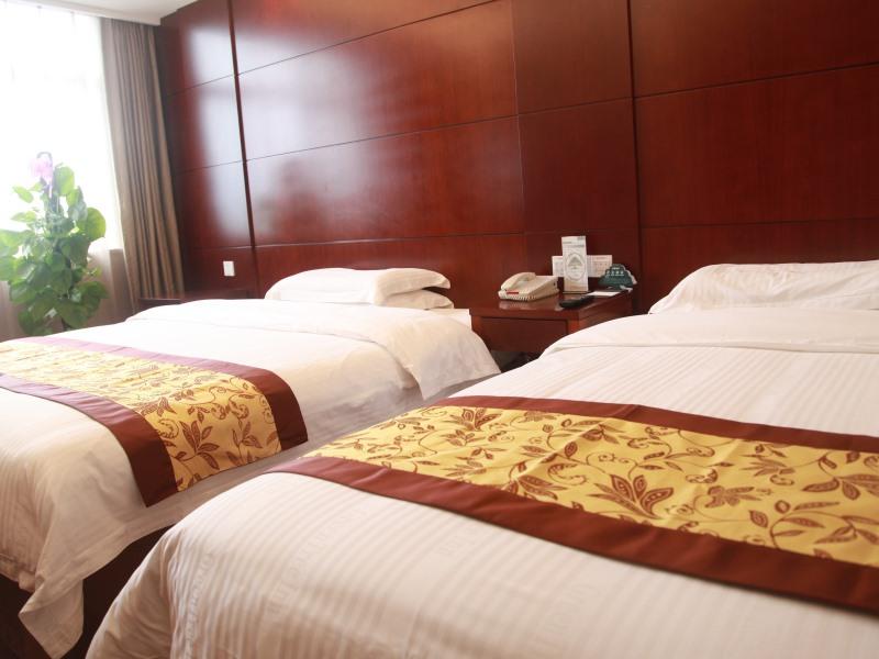 GreenTree Inn Shanghai MinHang District PuJiang Town JiangYue Road Metro Station 12/21