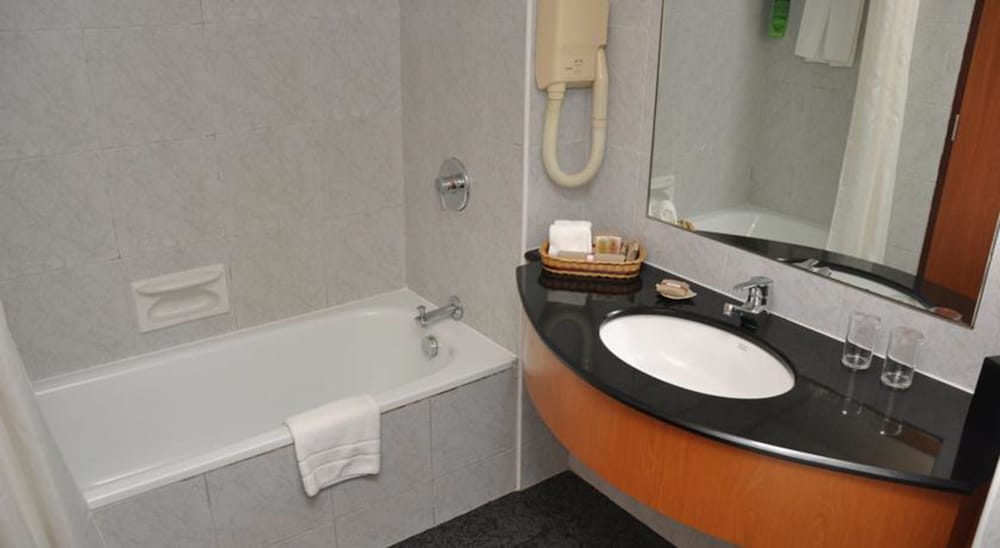 Parkcity Everly Hotel 50/54