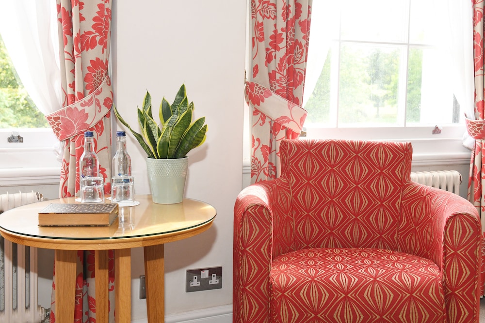 West Lodge Park Hotel 30/42