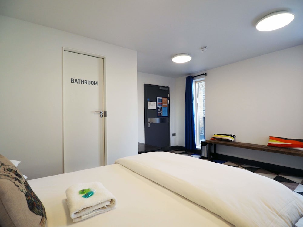 St Christophers Inn Village London Bridge Hostel Ex Hostel St Christophers Village 21/74