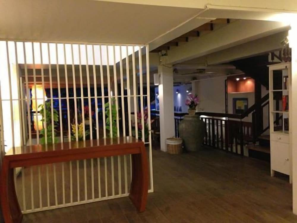Cha Inn At Cha Am 10/50