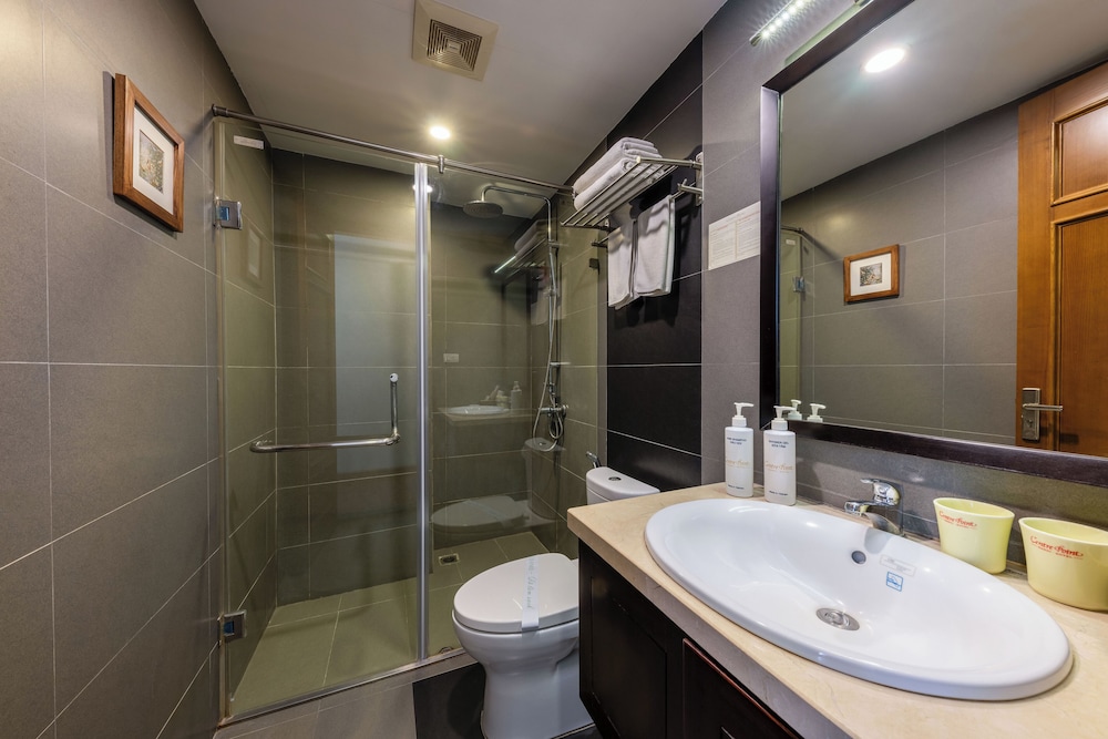 CENTRE POINT HANOI HOTEL 60/62
