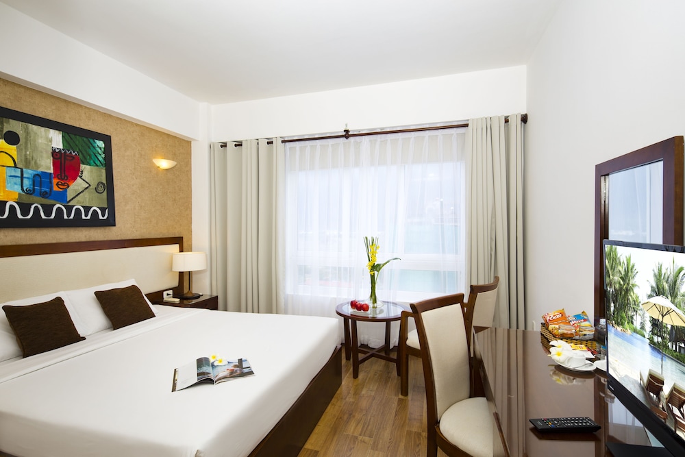 Starlet Hotel 18/64