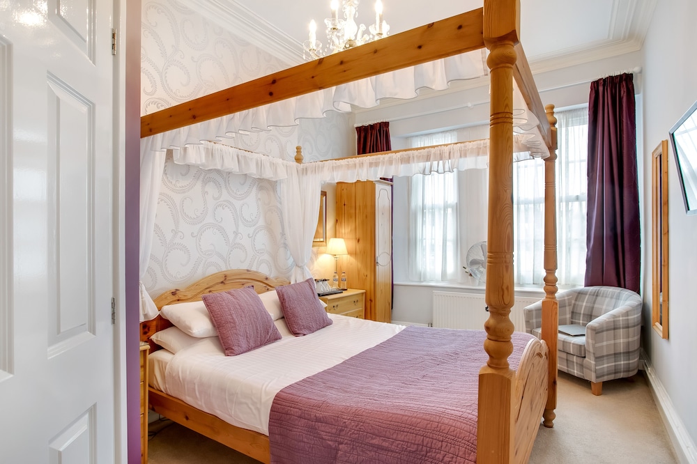 Trelawney Hotel B B Guest House 15/50