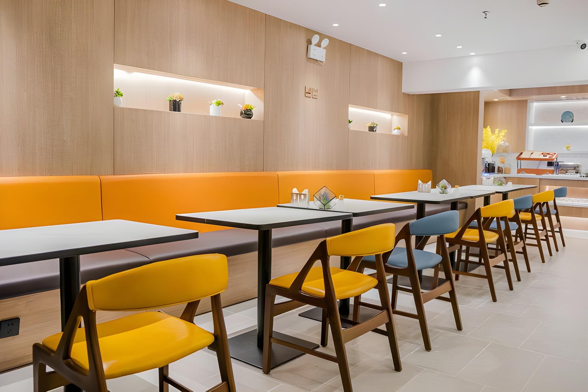 Home Inn Selected (Shanghai New International Expo Center, Guanglan Road Metro Station) 44/56