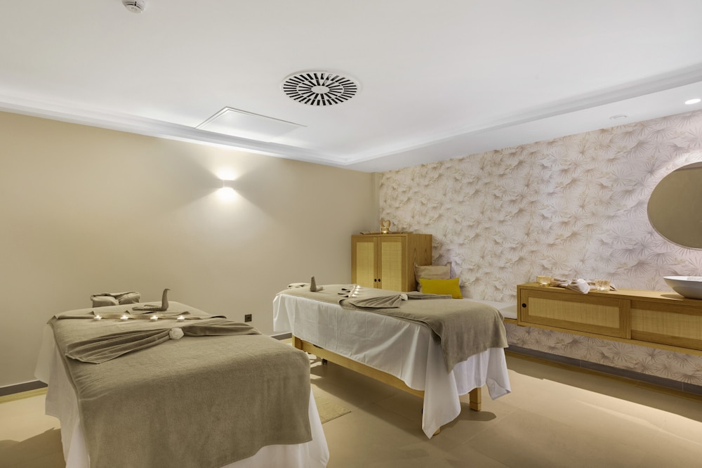 Hotel Riu Palace Santa Maria - All Inclusive 16/50