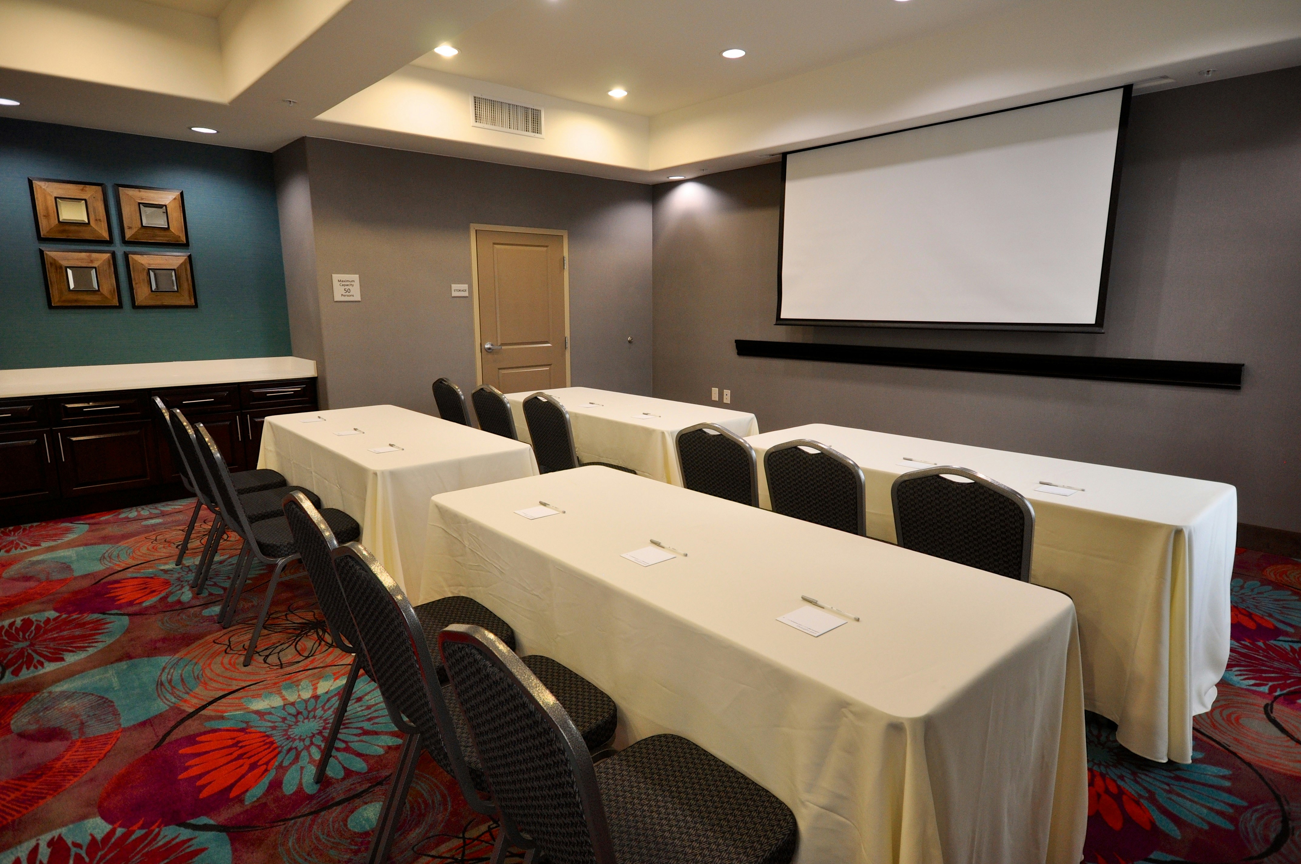 Hampton Inn & Suites Hutto Austin 40/48