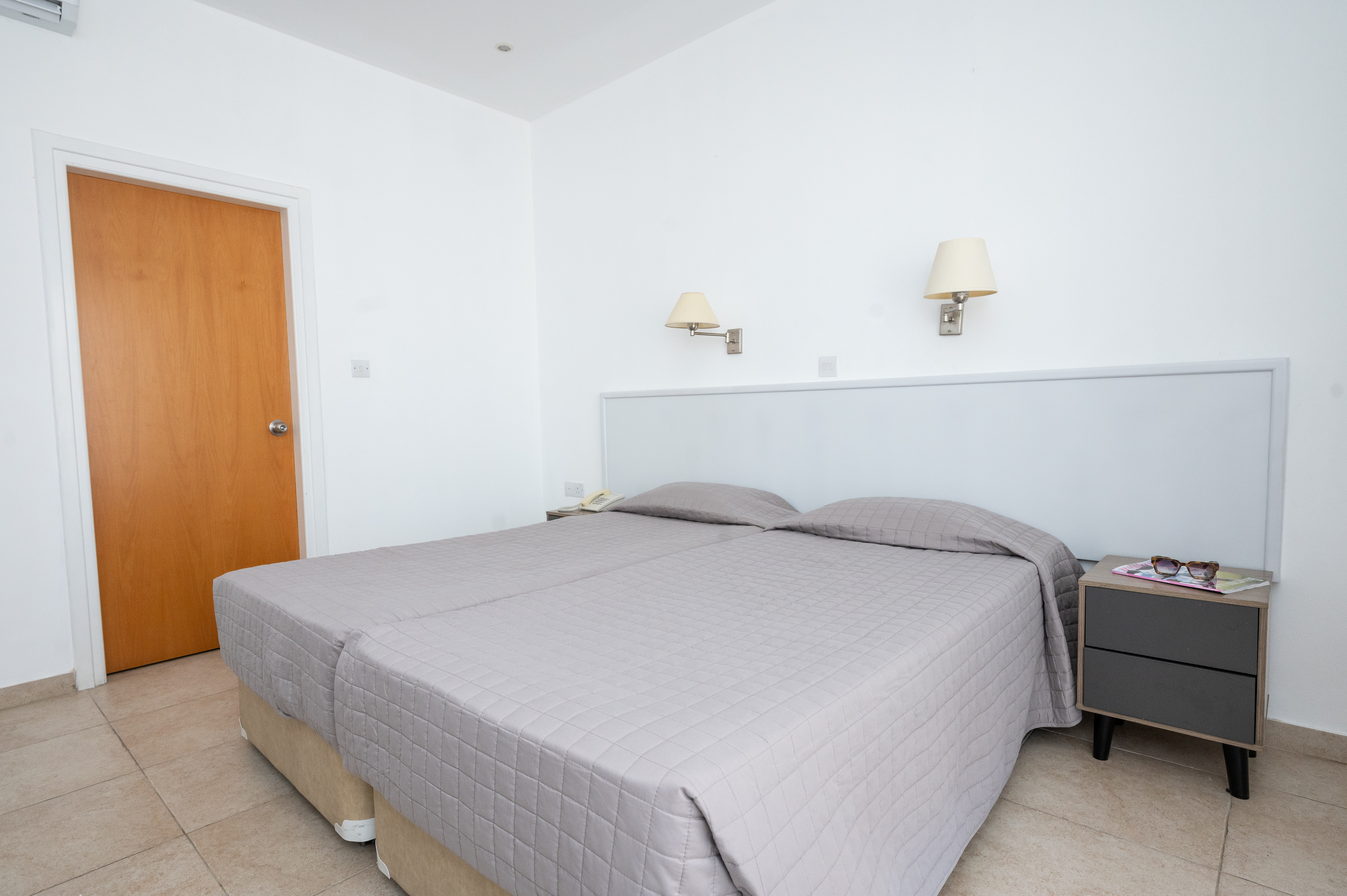 New Famagusta Hotel and Suites 8/50