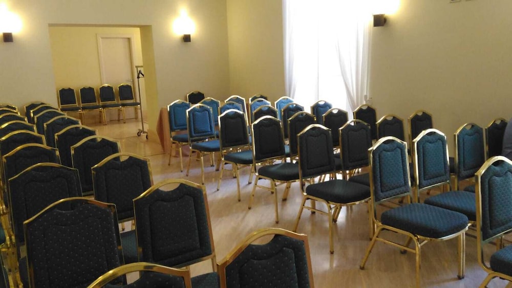 Hotel Palazzo Esedra 37/44