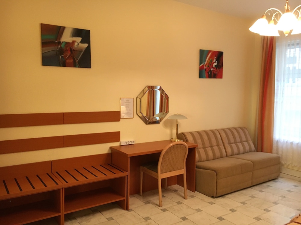Hotel Continental 32/46