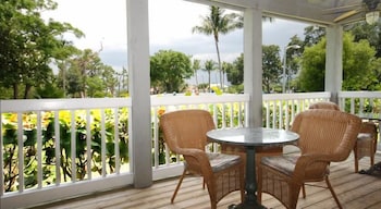 Pirates Cove Resort and Marina 25/36