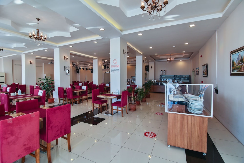 Diamond Hotel 38/47