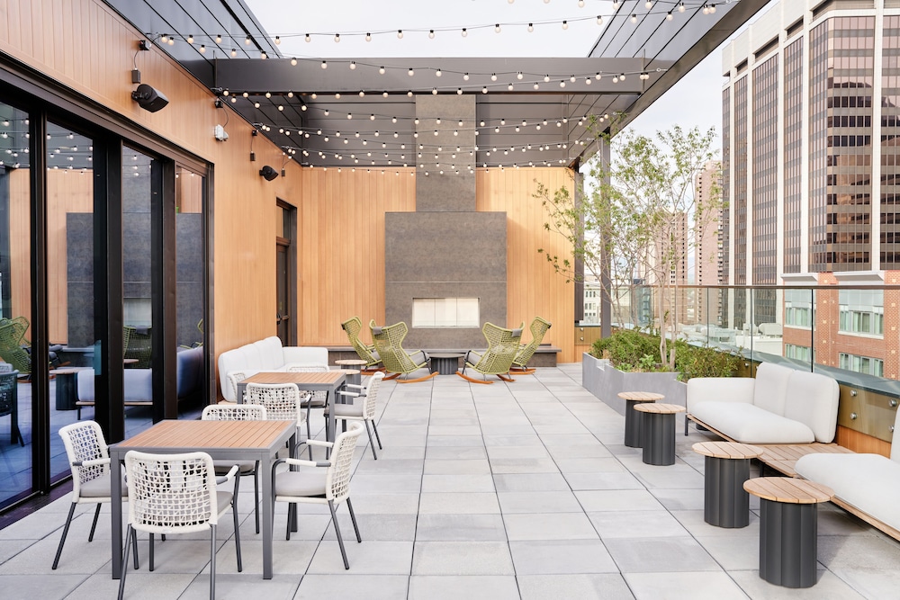 Hyatt Centric Downtown Denver 30/50