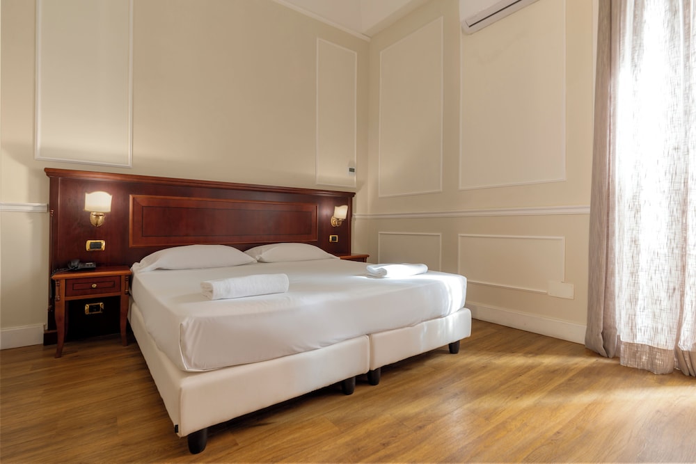Hotel Principe Napolit Amo 16/57