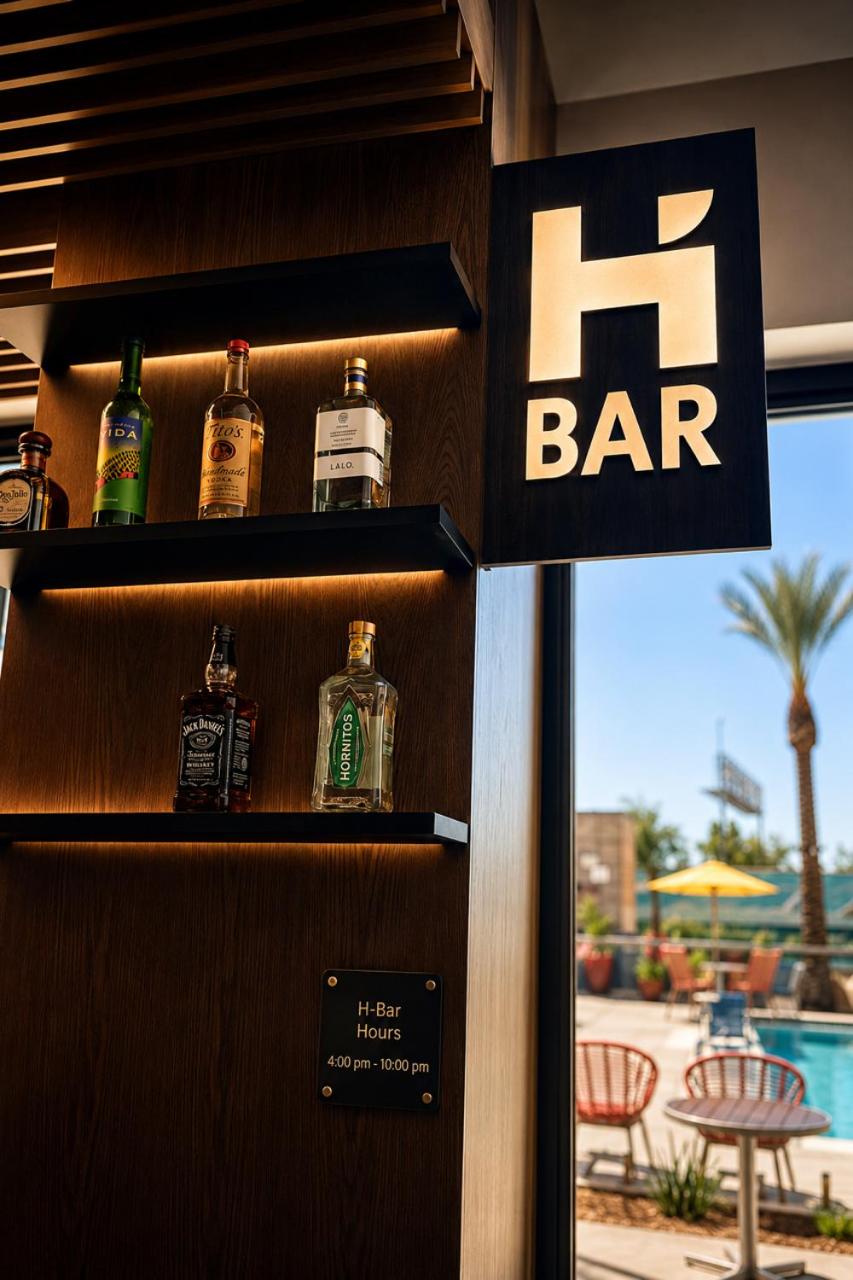 Hyatt Place Ontario Airport 24/50