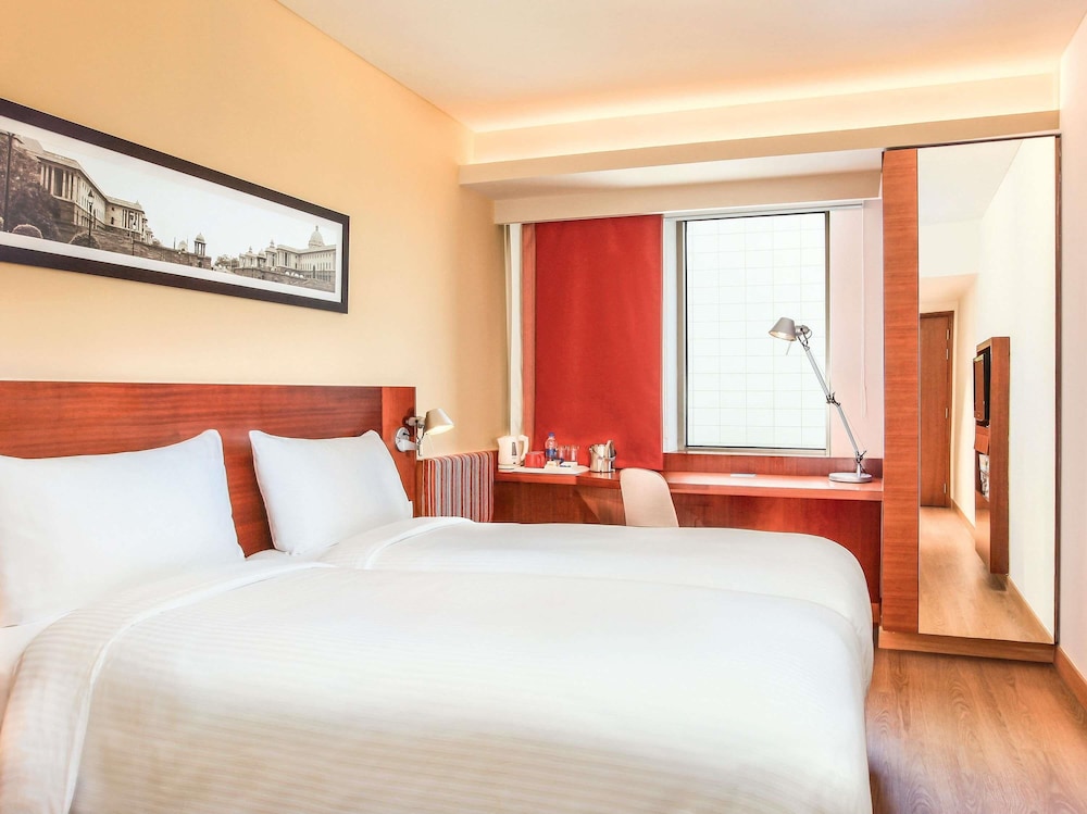 ibis Nashik 18/70