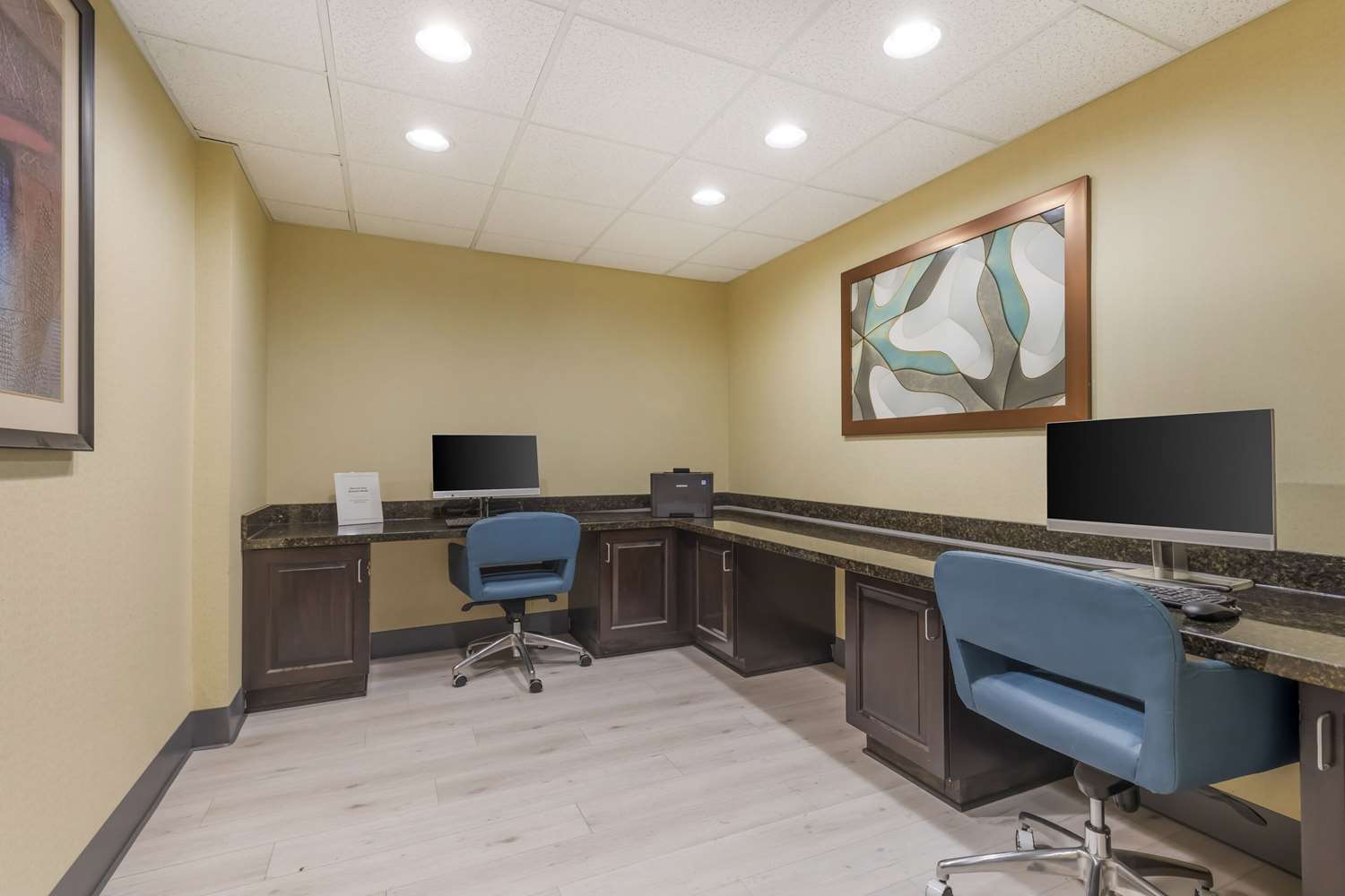 Comfort Inn & Suites Chestertown MD 12/14