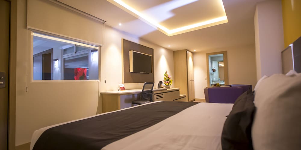 Hotel Plaza Poblana 20/67