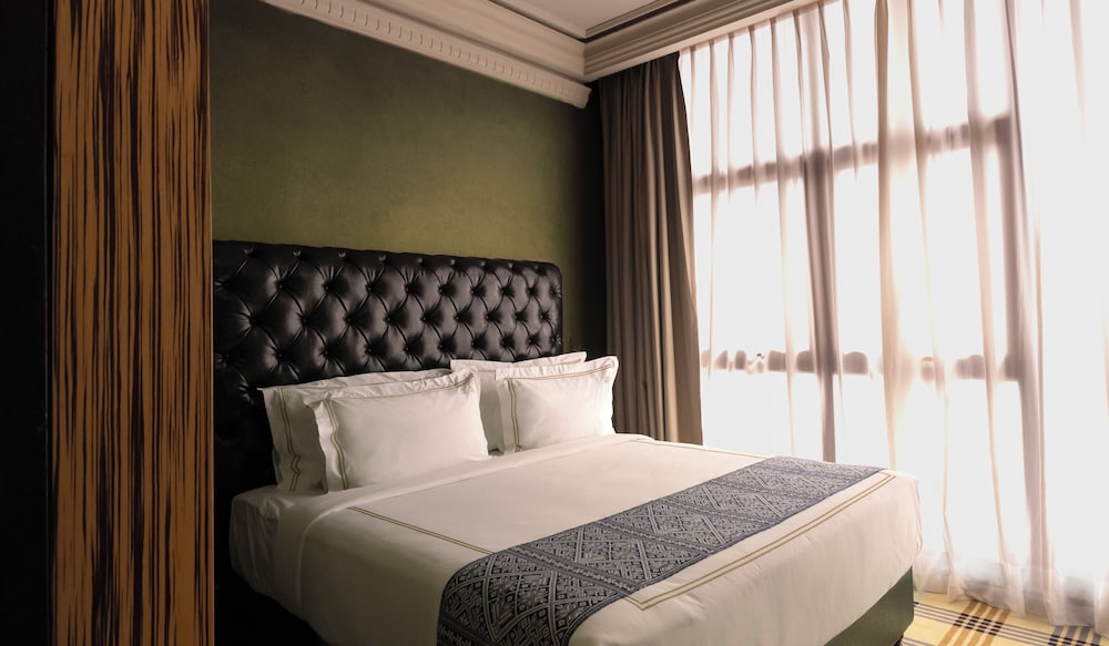 1969 D Kelly Hotel 17/50