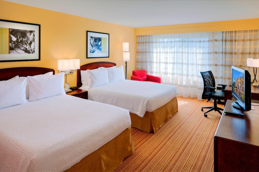 Courtyard by Marriott San Diego Carlsbad 7/27