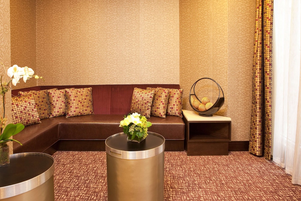 Hampton Inn Manhattan - 35th Street/Empire State Building 28/38