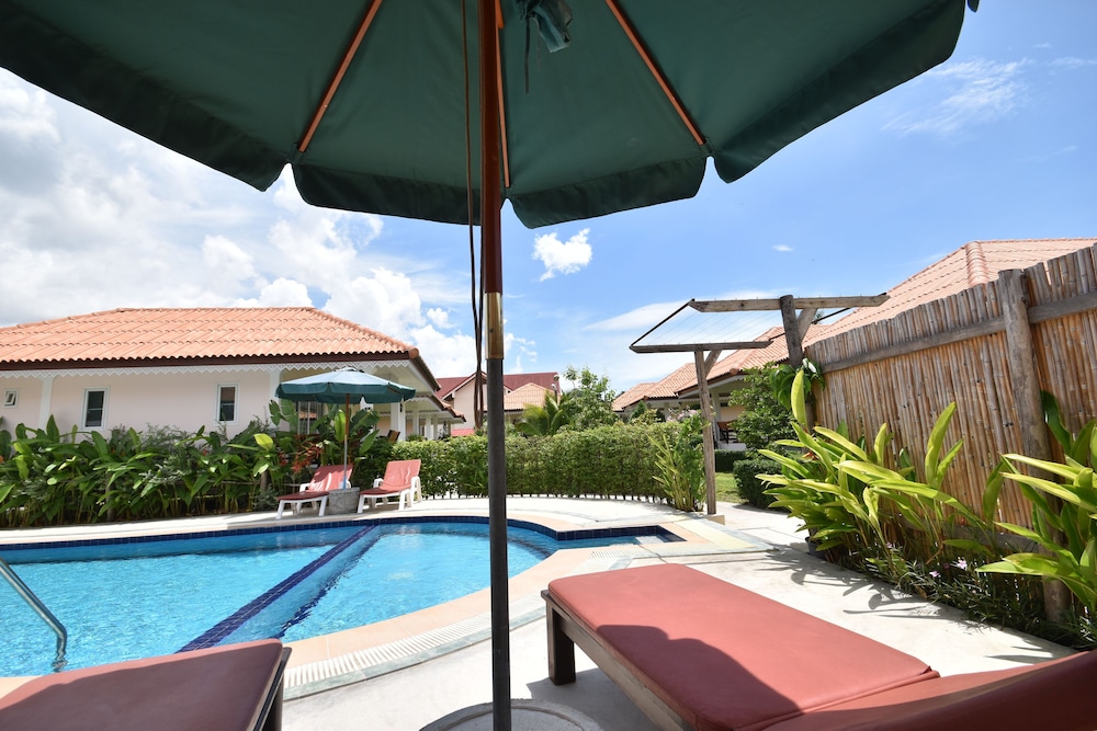 Baan Opun Garden Resort 32/34